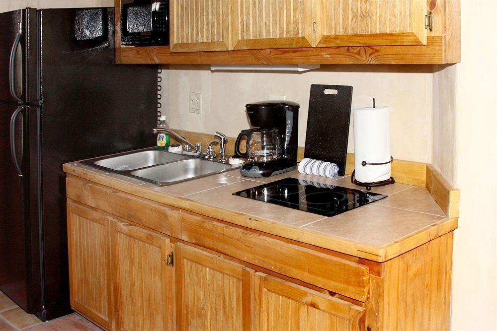 The Maverick Inn Alpine Extérieur photo