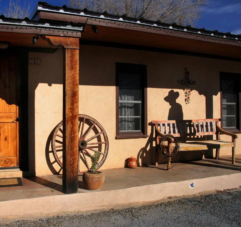 The Maverick Inn Alpine Extérieur photo